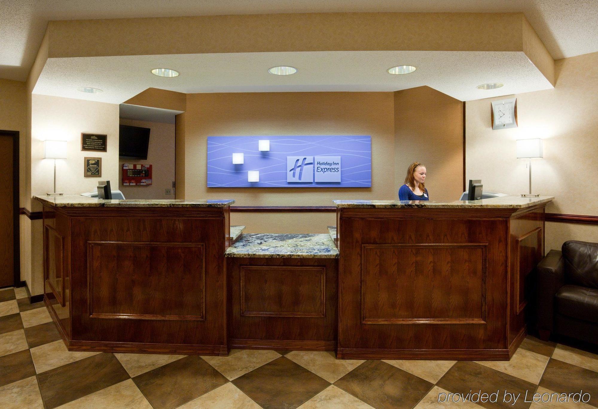 Holiday Inn Express Roseville-St. Paul By Ihg Exterior foto